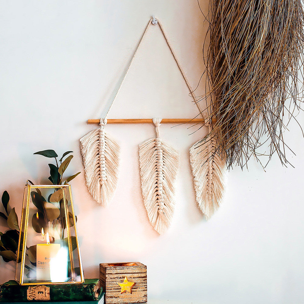 Macramé Leaf Wall Hanging