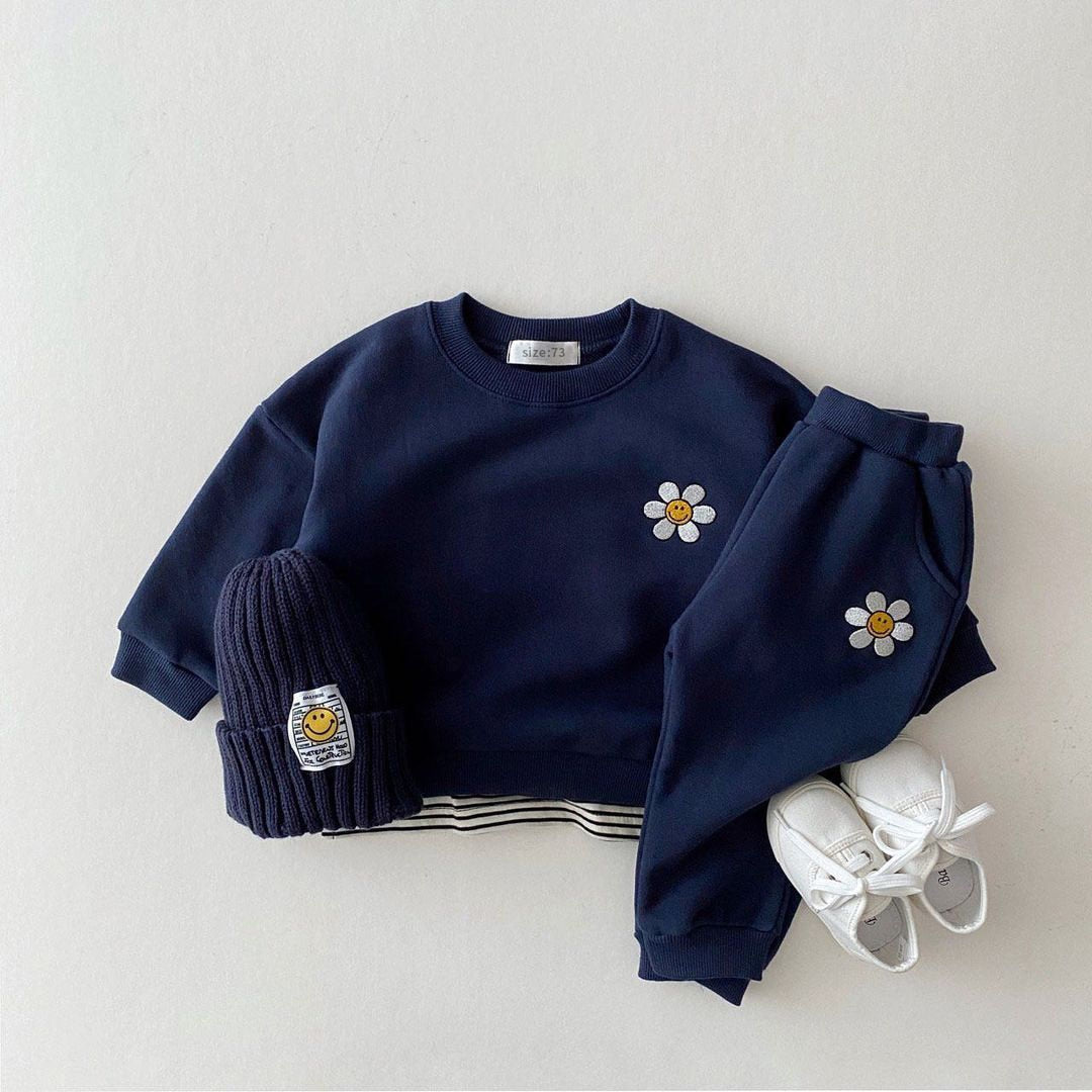 Soft and Casual Daisy Set