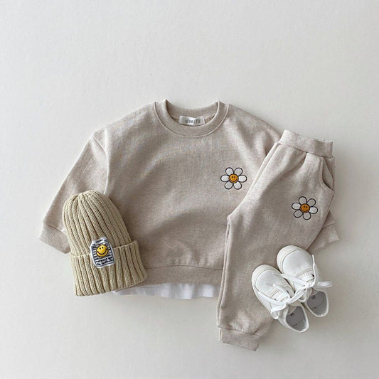 Soft and Casual Daisy Set